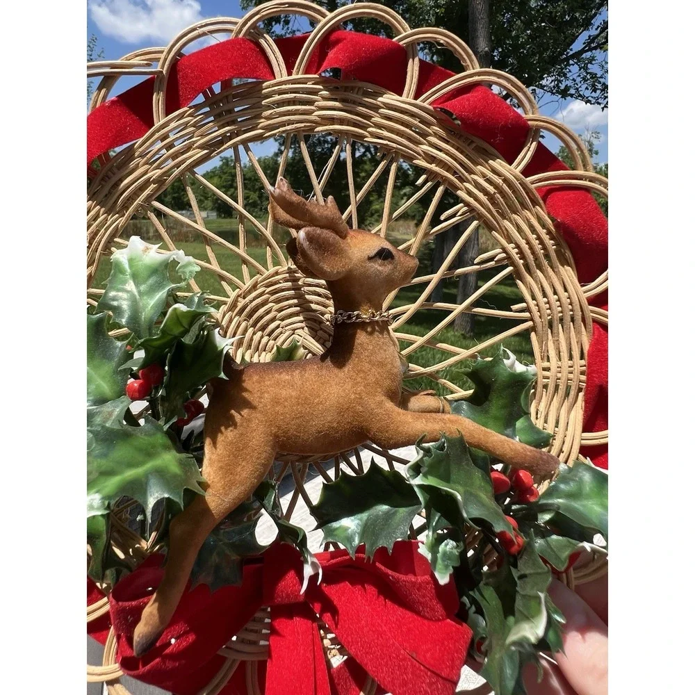 Vtg Christmas Decor Handmade Wood Wooden Wreath Flocked‎ Reindeer Holly Ribbon